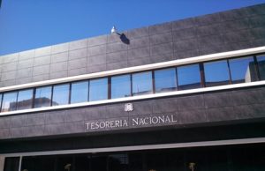 Policías y militares recibirán doble sueldo este viernes