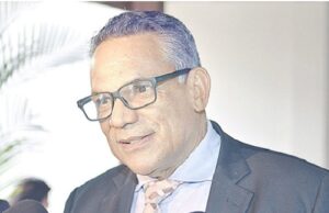 empleados de Carrera Administrativa