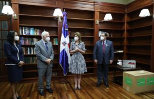 BHD León dona ventiladores al Gabinete de Salud para pacientes con COVID-19 BHD León