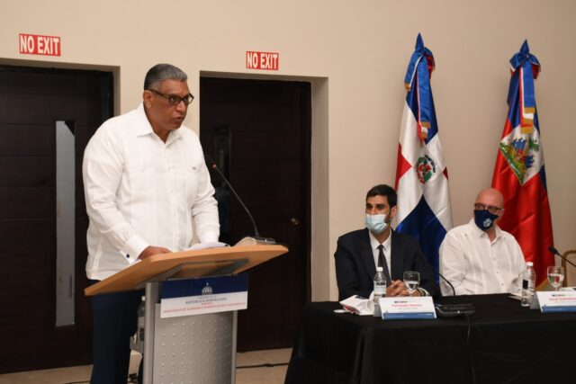 actuar con mano dura