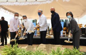 Dan primer palazo para Construcción Centro de Educación y Formación Marlins La Florida Formación Marlins
