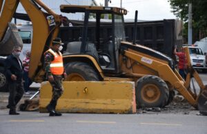 Cierran 53 pasos ilegales en la autopista Duarte pasos ilegales