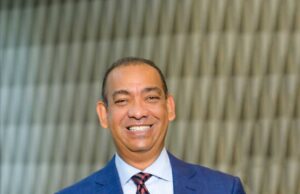 Ministro de Obras Públicas