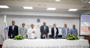 Contralor Félix Santana