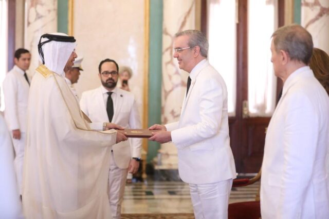 siete nuevos embajadores