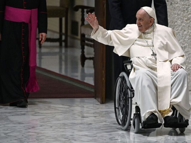 papa francisco El Papa Francisco padece neumonía